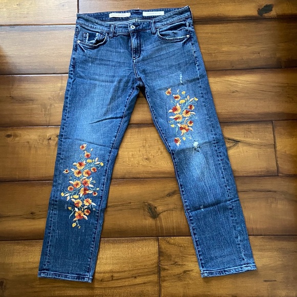 Anthropologie Denim - 2/$25 Anthropologie Slim Boyfriend Jeans